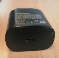 Photo détaillant le don Port USB C SAMSUNG 25W