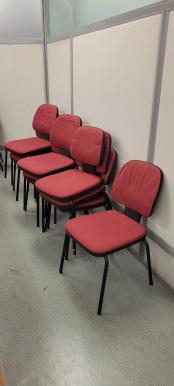 Photo détaillant le don Lot de 10 chaises de bureau