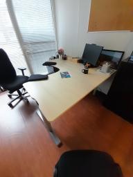 Photo détaillant le don 3 Bureaux symétriques - CONVENTION EN COURS [A RECUPERER A PARTIR DU 20/01/2025]