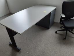 Photo détaillant le don Bureau et fauteuil (29)