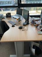 Photo détaillant le don Bureau compact gauche