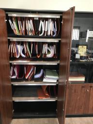 Photo détaillant le don Armoire direction