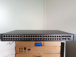Photo détaillant le don Switch-commutateur HP Hewlett-Packard 3600 24 et 48 v2- 24 et 48 ports