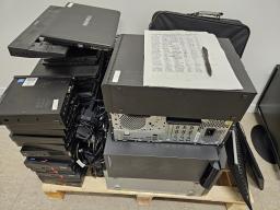 Photo détaillant le don Lot de matériels informatiques - PC portables et fixes