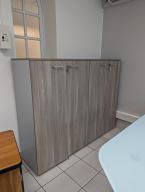 Photo détaillant le don Meuble buffet haut 4 portes