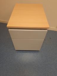 Photo détaillant le don Mobilier de bureau