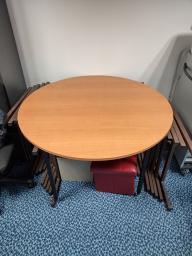 Photo détaillant le don TABLE RONDE - BOIS