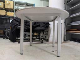 Photo détaillant le don Table de bureau ronde