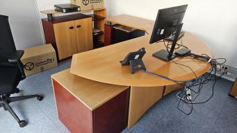 Photo détaillant le don Ensemble bureau