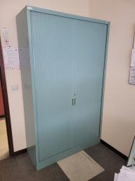 Photo détaillant le don Lot de 20 armoires de bureau