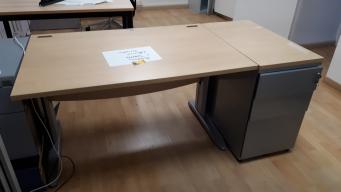 Photo détaillant le don Bureau + caisson