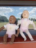 Photo détaillant le don Mannequins RCP adulte et nourissons bis