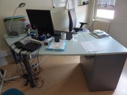 Photo détaillant le don BUREAU ET CAISSON