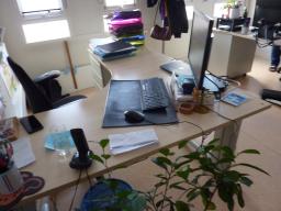 Photo détaillant le don BUREAU ET CAISSON