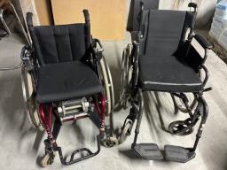 Photo détaillant le don Lot de 2 fauteuils roulants