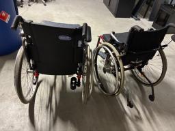 Photo détaillant le don Lot de 2 fauteuils roulants