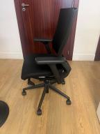 Photo détaillant le don Fauteuil de bureau ERGOMOUV+