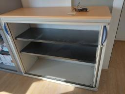 Photo détaillant le don Don de mobilier de bureau