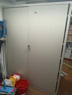 Photo détaillant le don Armoire grise ATAL