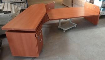 Photo détaillant le don Bureau de direction