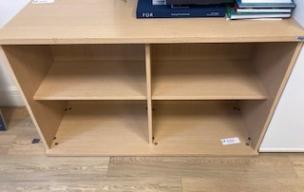 Photo détaillant le don Meubles  4 casiers bois pour documents A4/A3