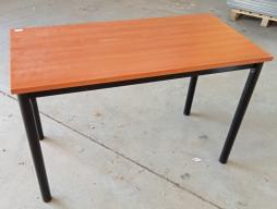 Photo détaillant le don Table