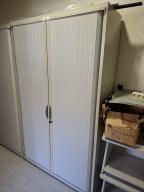 Photo détaillant le don Armoires