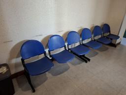 Photo détaillant le don Bancs d'accueil