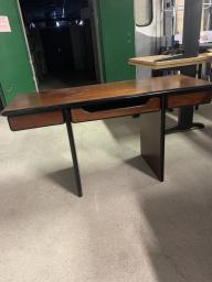 Photo détaillant le don Bureau